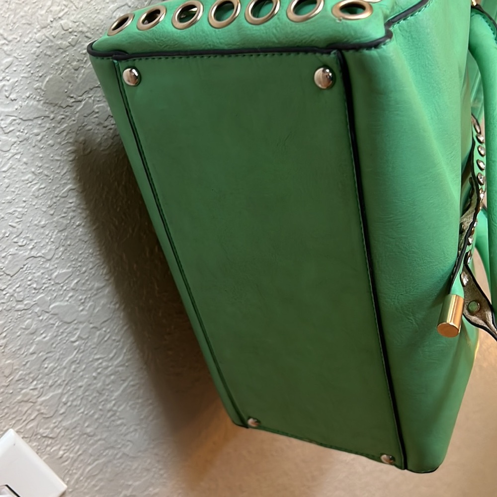 3 Purses In One. All Leather Handbag View 3